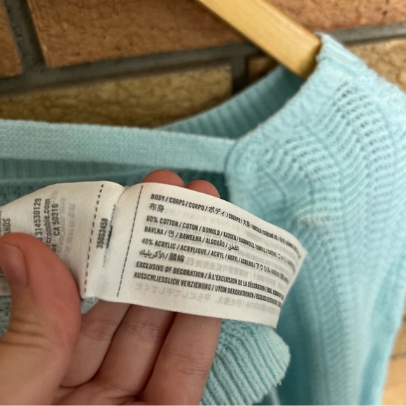 Hollister Baby Blue Knit Long Sleevee Sweater Tied Open Back Size Small - Picture 5 of 7